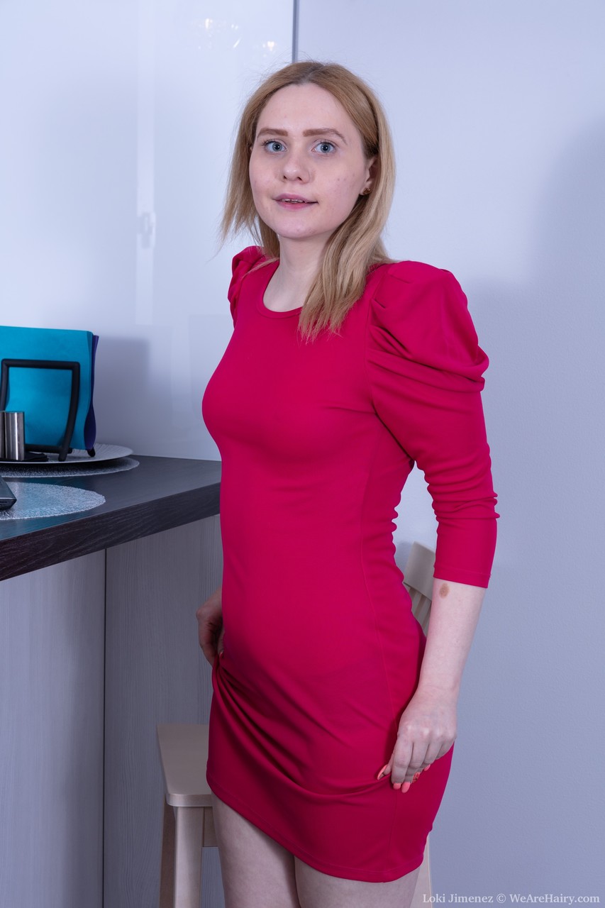 كوس شعر Amateur Loki Jimenez تنتزع ملابسها