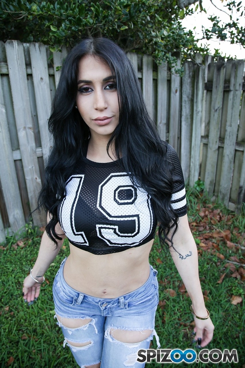 Valerie Kay: Cuban Beauty With Huge Tits And Round Ass