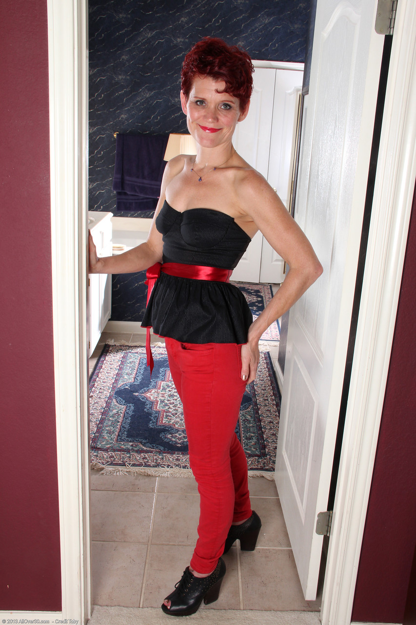 सूजी स्टैंटन 30 से ऊपर नग्न मिल्फ अश्लील तस्वीरें