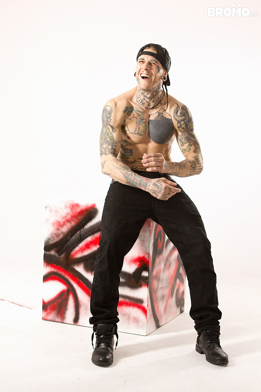 ゲイブ・ウッドとボー・シンの生アナルセックス