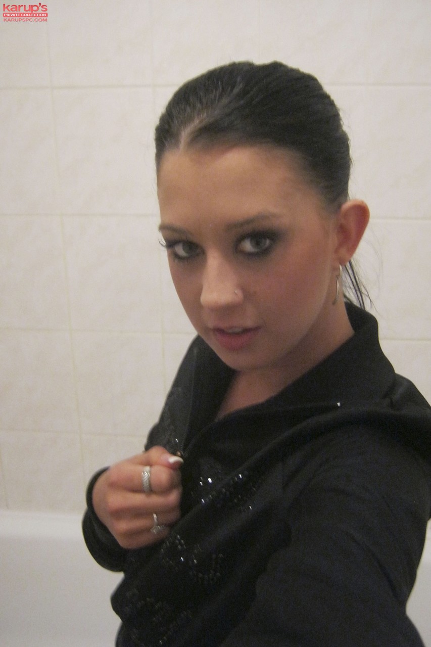 Czech Teen Sarah Lollypop Strips And Shows Her Natural Body In Amateur Solo