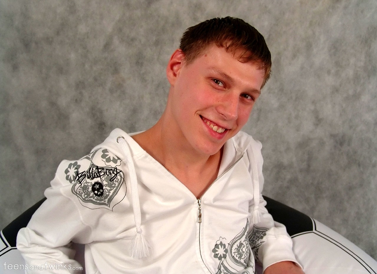 Gorgeous Gay Brunette Leopard Milks His Dick And Rubs His Asshole In Solo