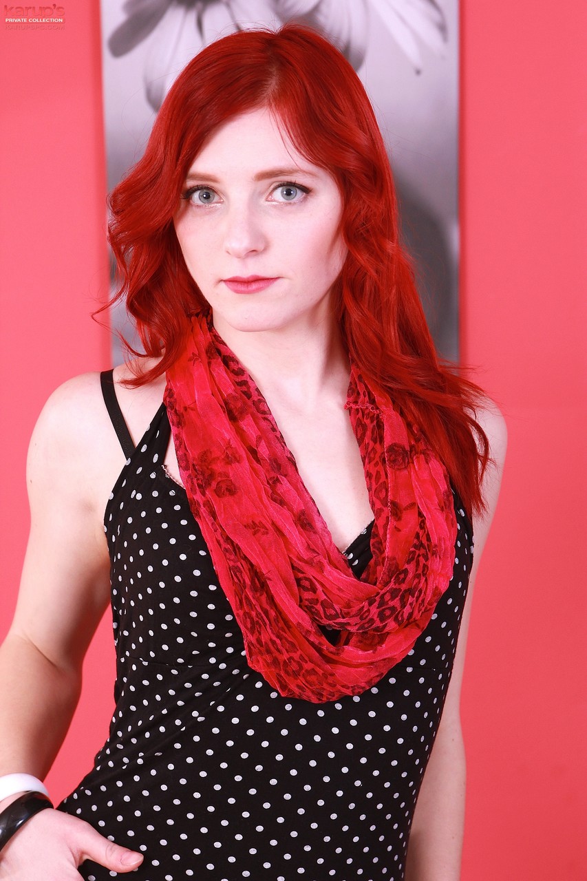 صور فانيسا شيلبي العارية - مجموعة كاروبس الخاصة