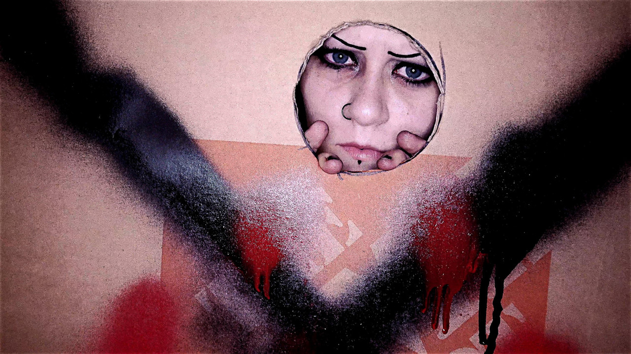 Mallory Maneater Takes Double Fuck Cumshot