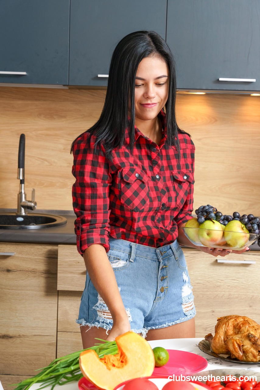 صور جنسية من لانا بروكس وتار في كلوب سفنتين