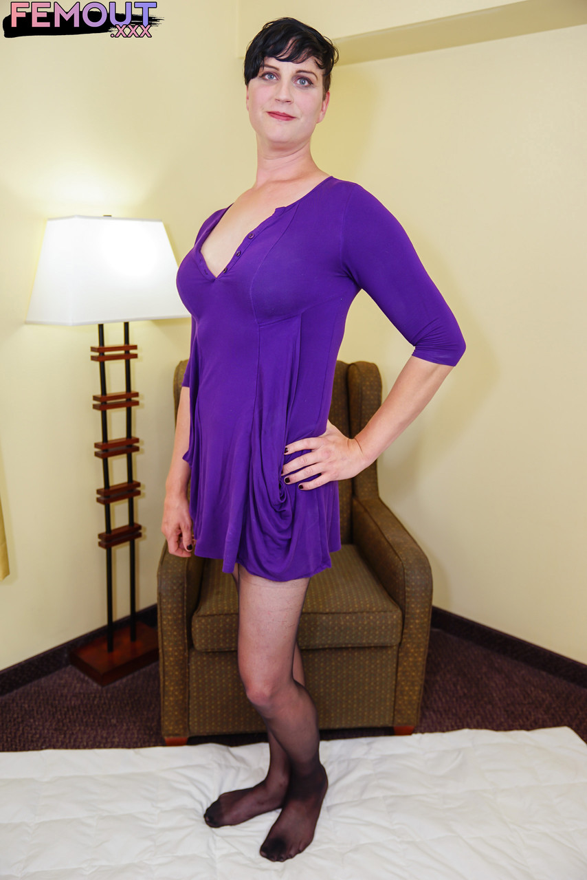 صور ساخنة لبراندي ألكسندر على فيماوت إكس إكس إكس