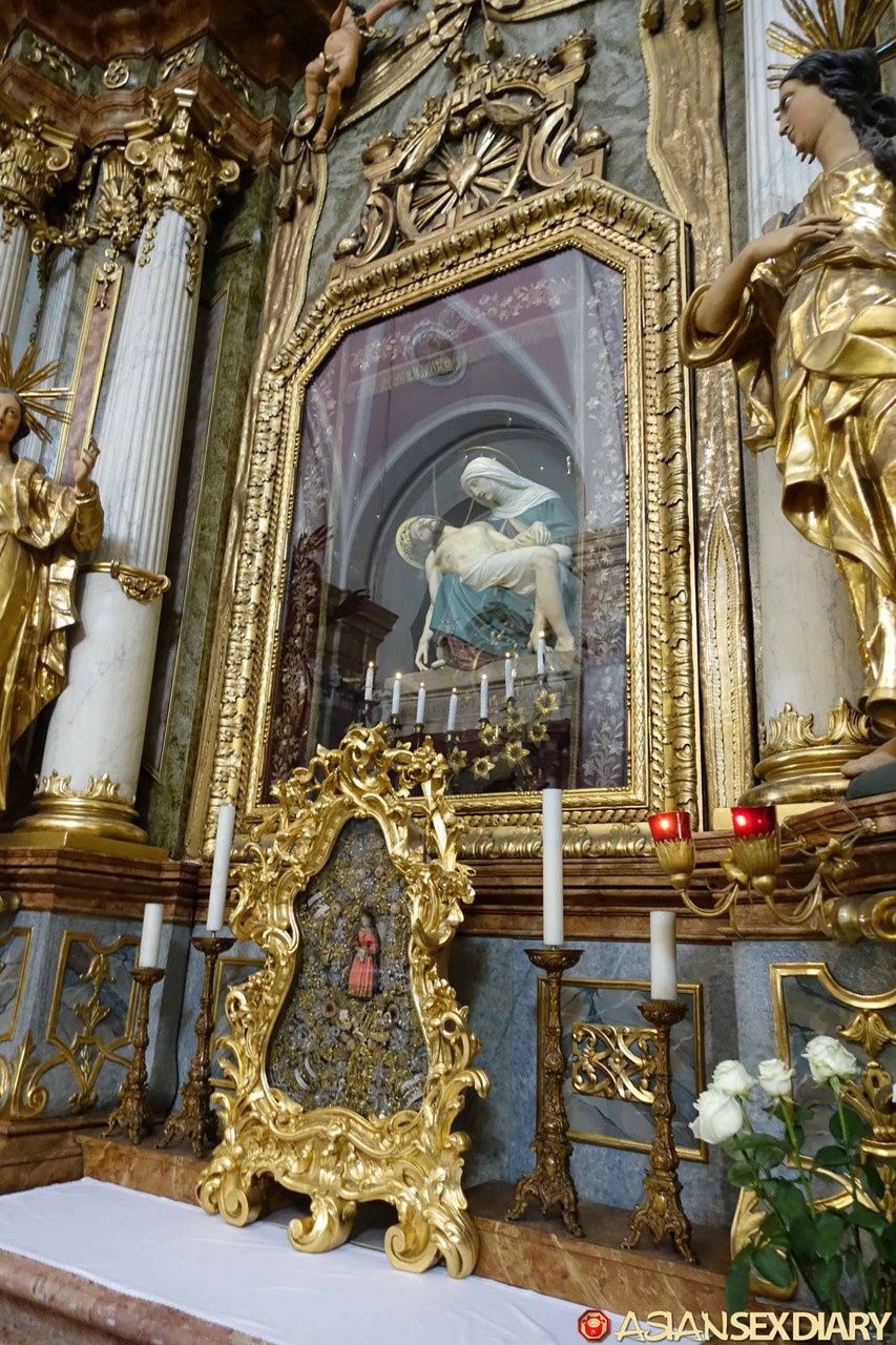 गर्म स्ट्रिपटीज़ के बाद सेक्सी बेब Theresa के साथ POV सेक्स