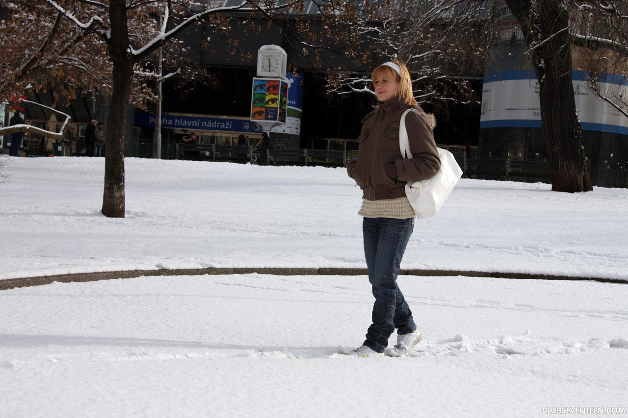 Deina's Club Seventeen Sex Pictures