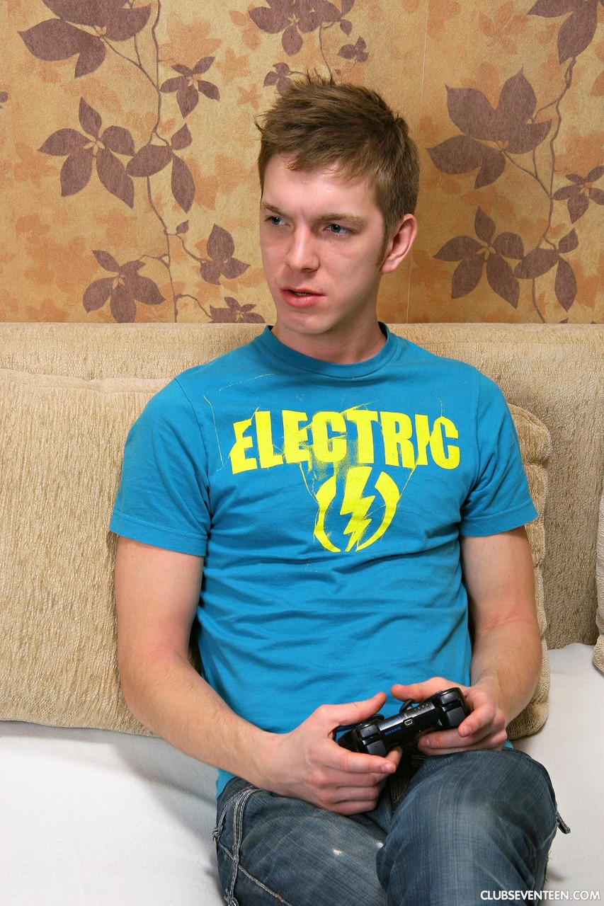 格蕾丝年轻热辣XXX俱乐部十七