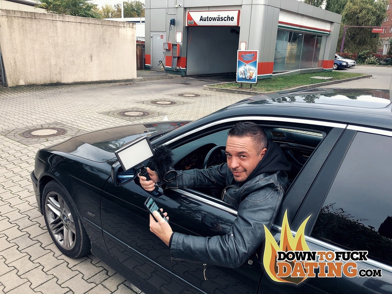 业余青少年小美给予口交然后骑乘鸡巴在废弃的地方