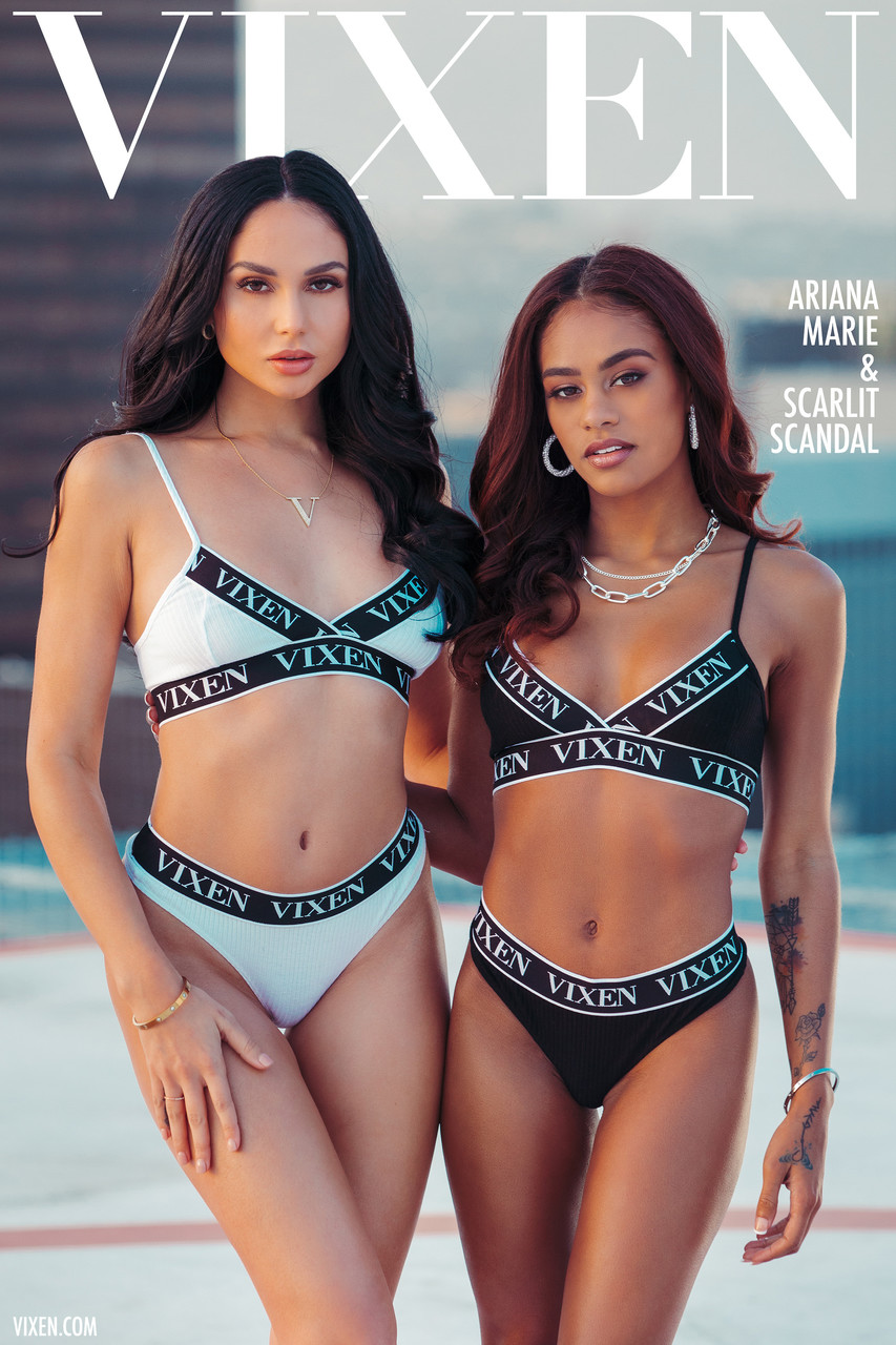 Ariana Marie 和 Scarlit Scandal 与异国青少年火热三人行