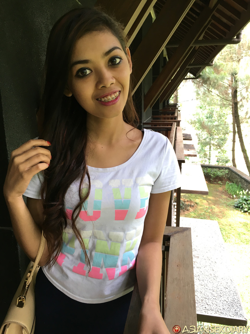 Innocent Amateur Asian Babe With Braces Htway Gets Dicked At Casting