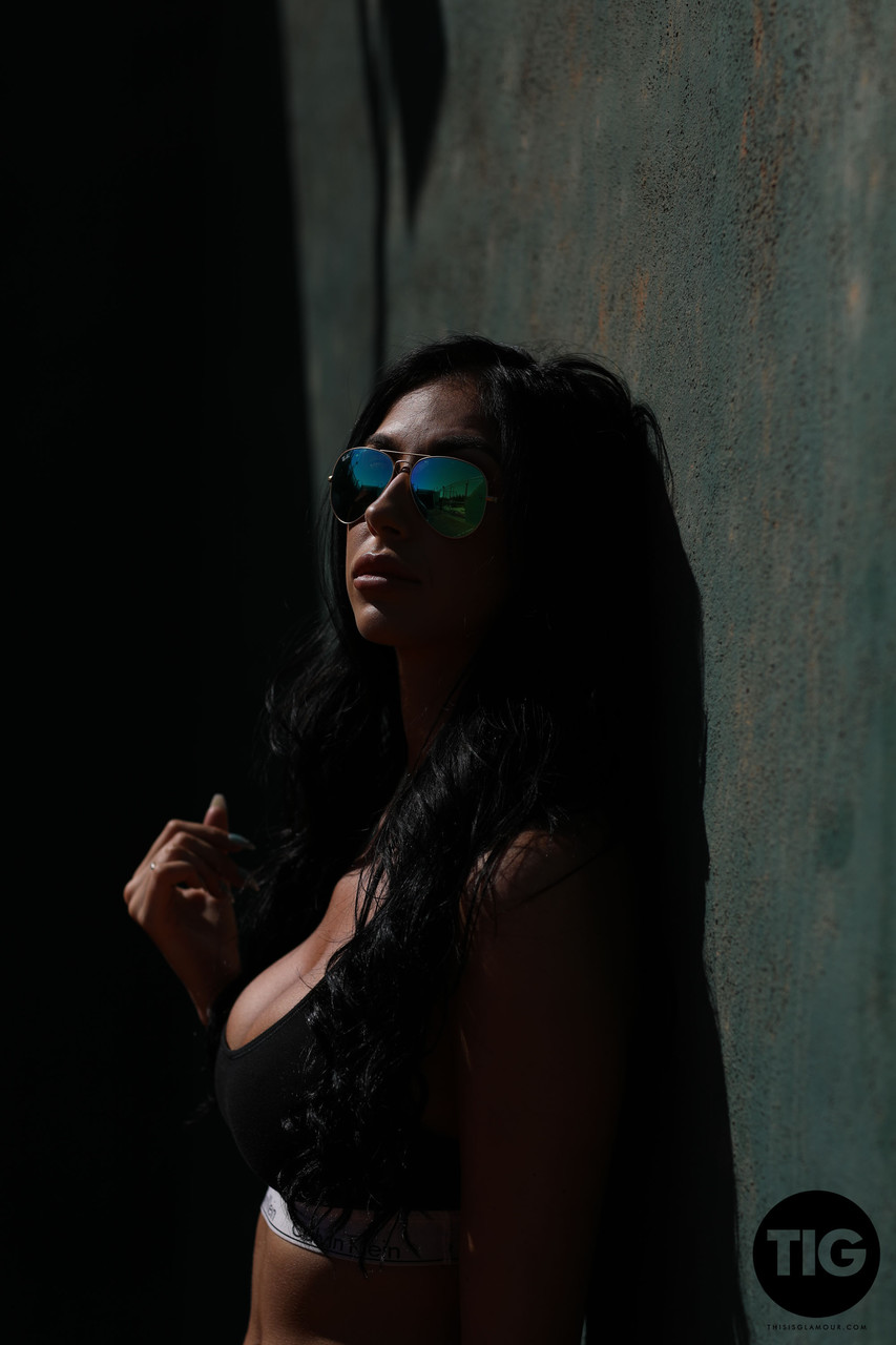 Anya Leigh Flaunts Fake Boobs Outdoors with Ass Tattoo