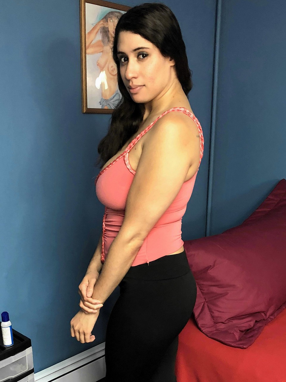 Big Tits Amateur Nicole Paris Fucks A Banana Unleashing Her Curves