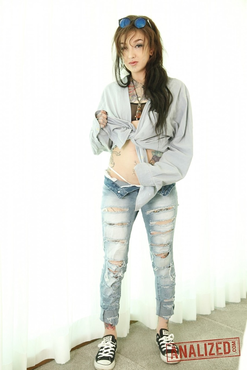 Petite Brunette Kelsi Lynn Strips And Reveals Her Sexy Inked Body