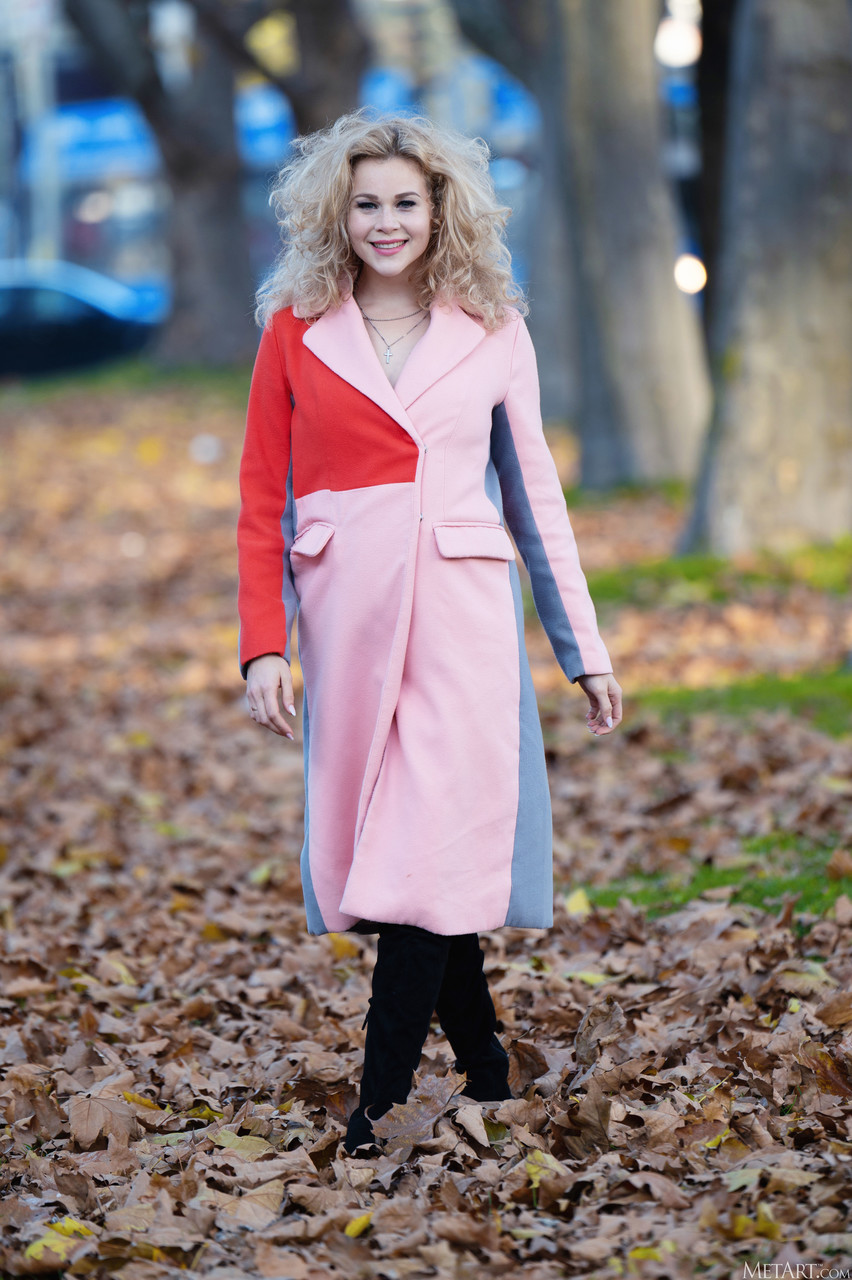 Helena Hot Performs Met Art Porn Pics