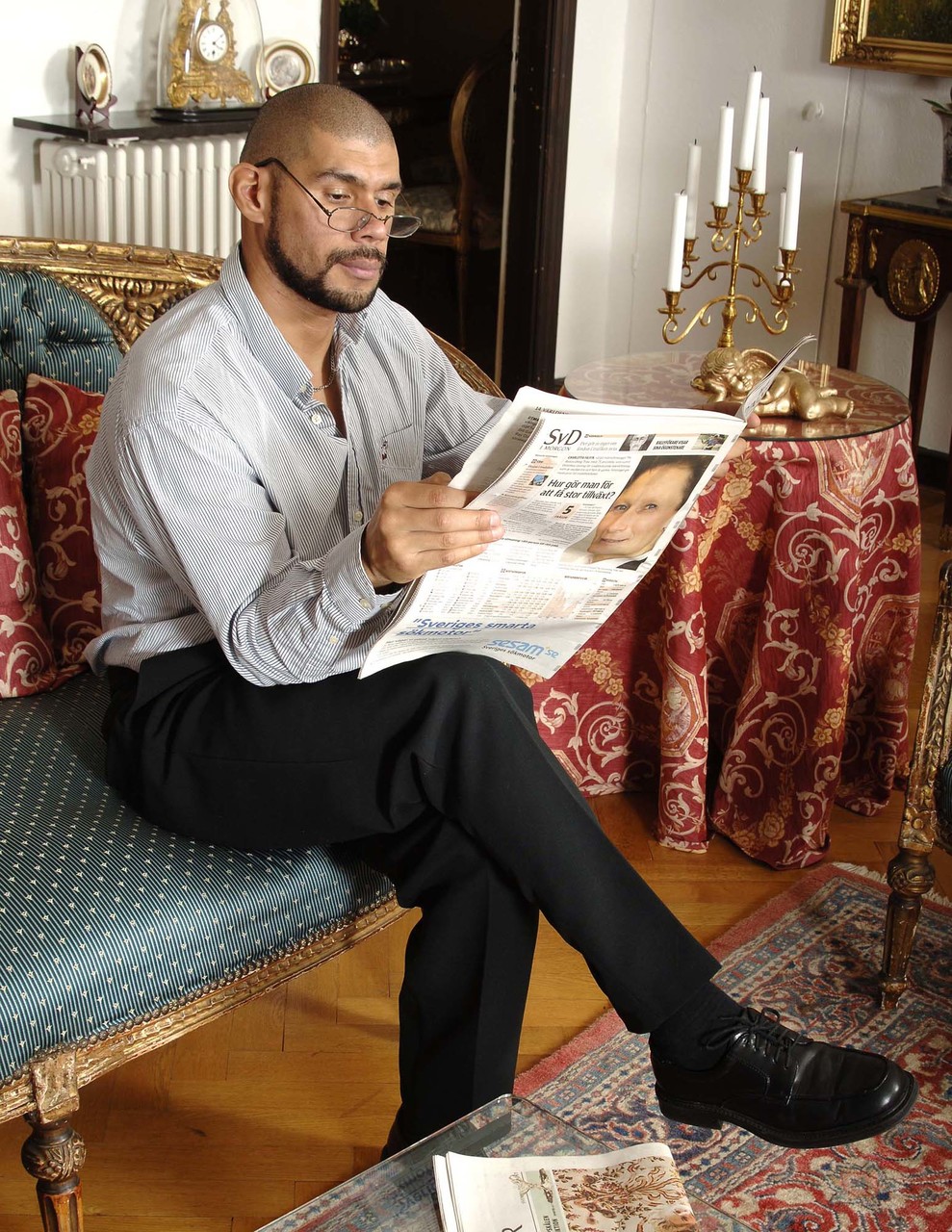 Hot Amateur MILF With Big Tits Gets Nailed And Facialed In Threesome