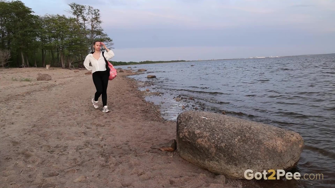Pinkycat Pisses On Boulder During Solo Beach Walk