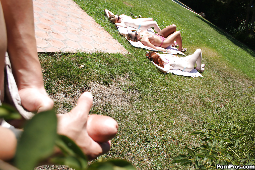 Outdoor Porn Pics - 1.4K Galleries