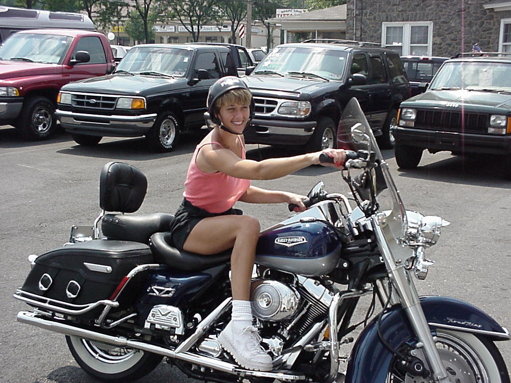 Tracy Lick: Amateur Milf Exposes Fake Tits In Solo Posing