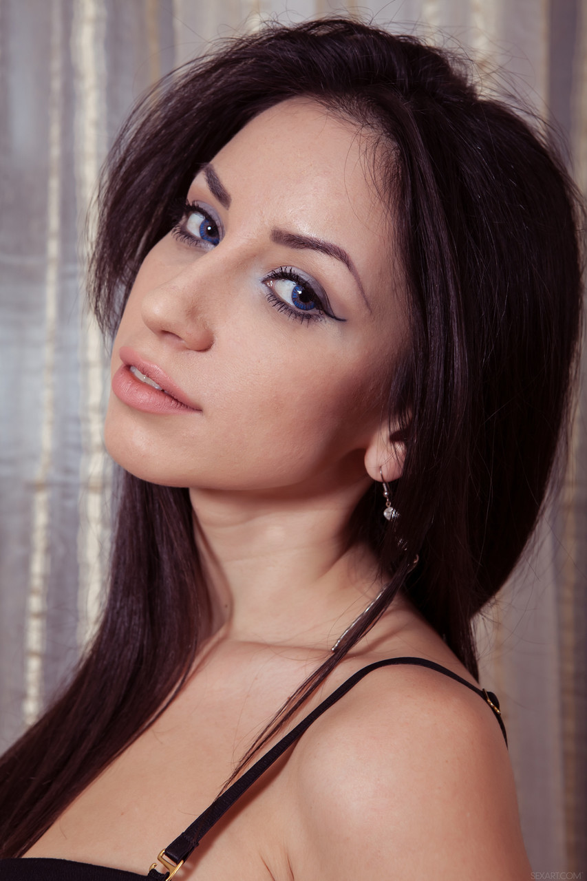 Клео А Занимается Сексом С Мужчиной В Чёрных Гольфах И На Каблуках