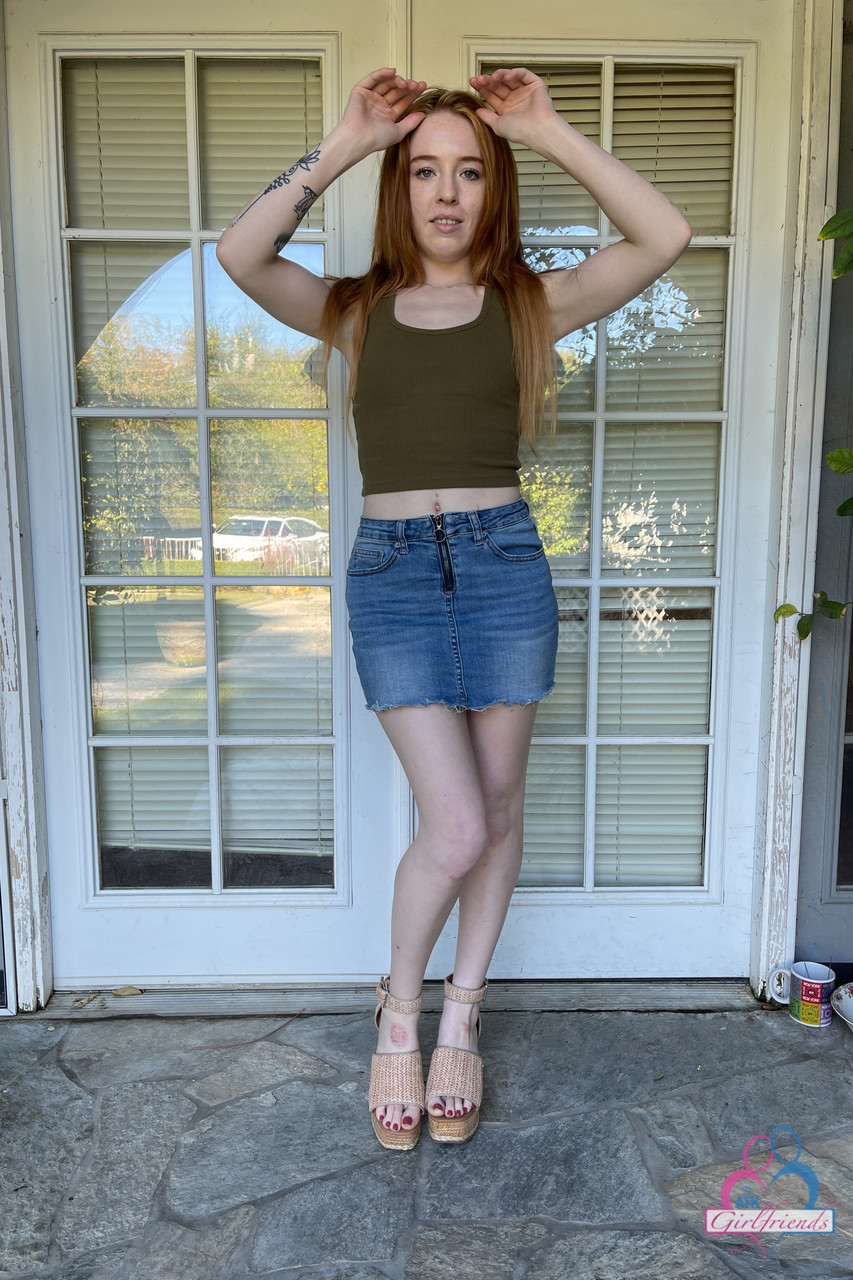 Redheaded Babe Madi Collins Spreads Trimmed Muff And Big Ass Up Close