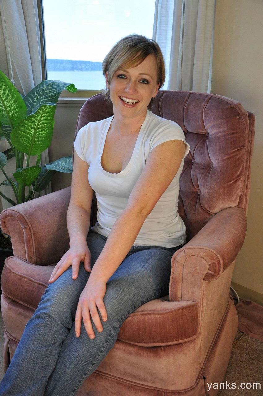 Milf Lexi P Strips Jeans And Lingerie Before Toying Pierced Vagina