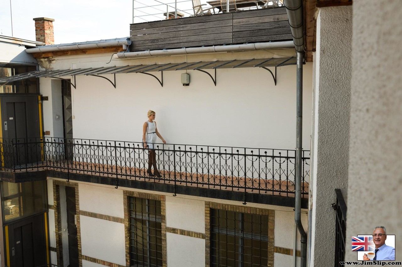 Czech Sweet Cat Strips To Stockings And Shows Big Ass