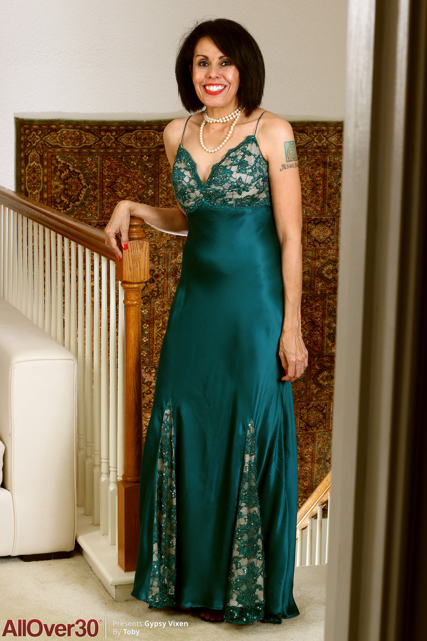 吉普赛狐狸精火辣XXX 30岁以上