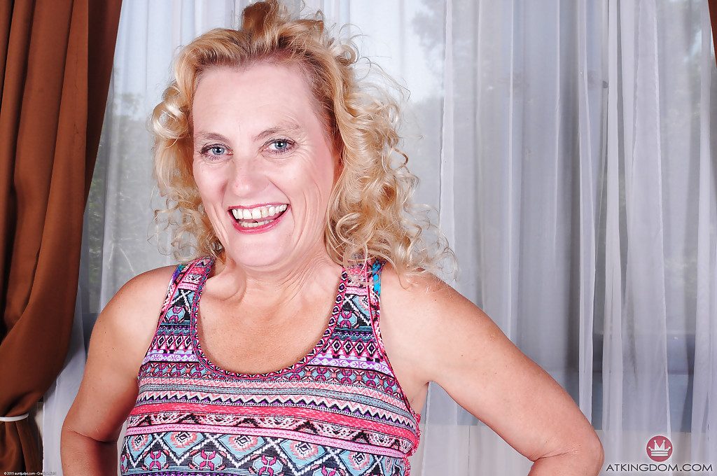 Mature Blonde Granny Lady Dalbin Playing With Nice Pair Of Woman Tits