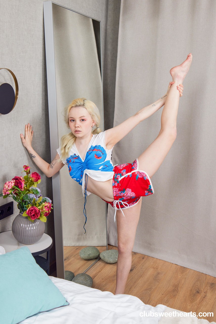 Club Sweethearts Rebecca Nikson Sex Gallery