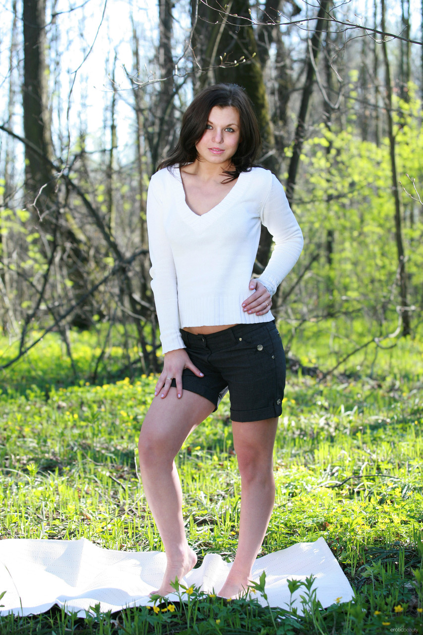 सेंसुअल सेक्स फोटोज़ में इरोटिक ब्यूटी बेस