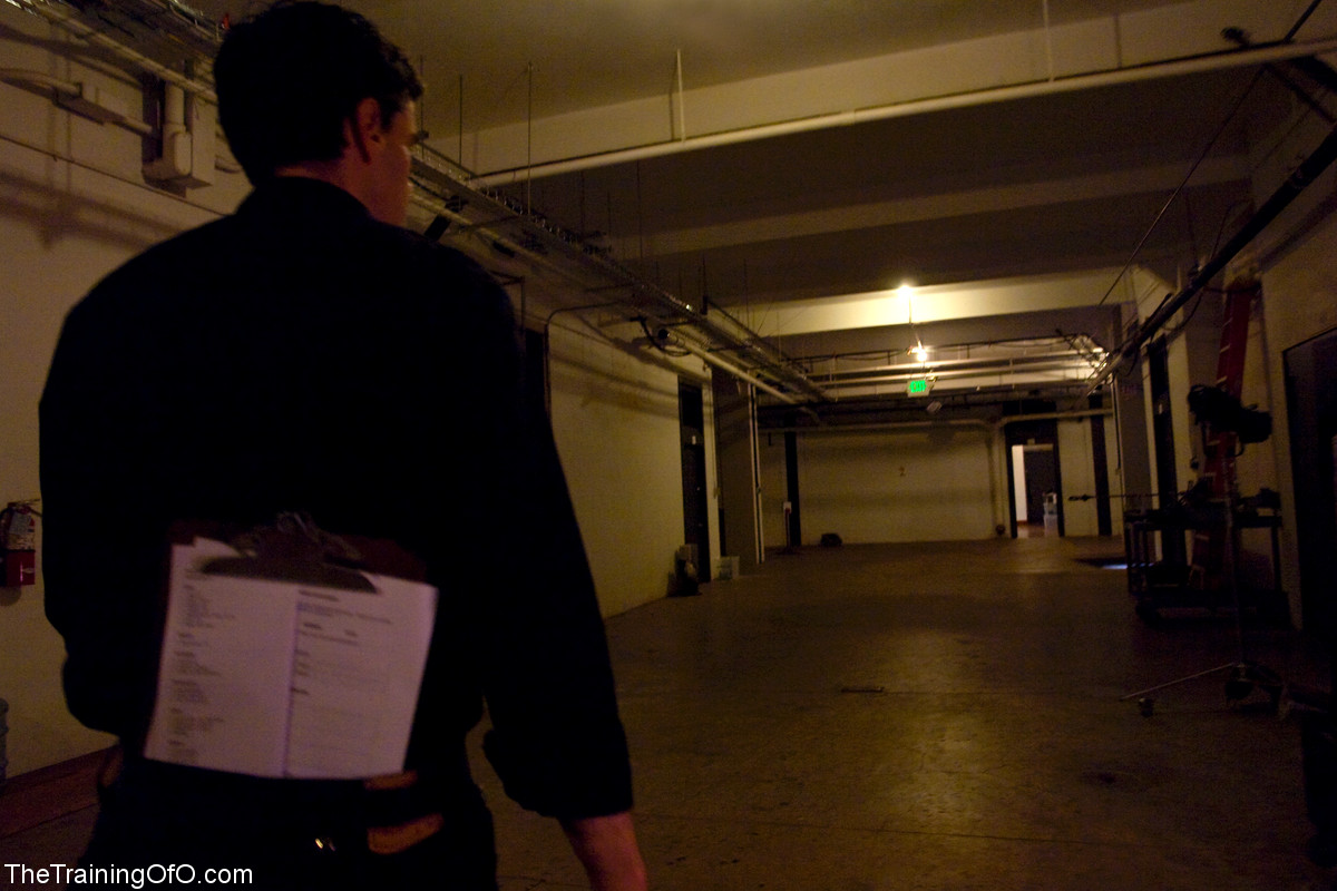 Chubby Milf Bella Rossi Goes Topless Showing Big Natural Boobs