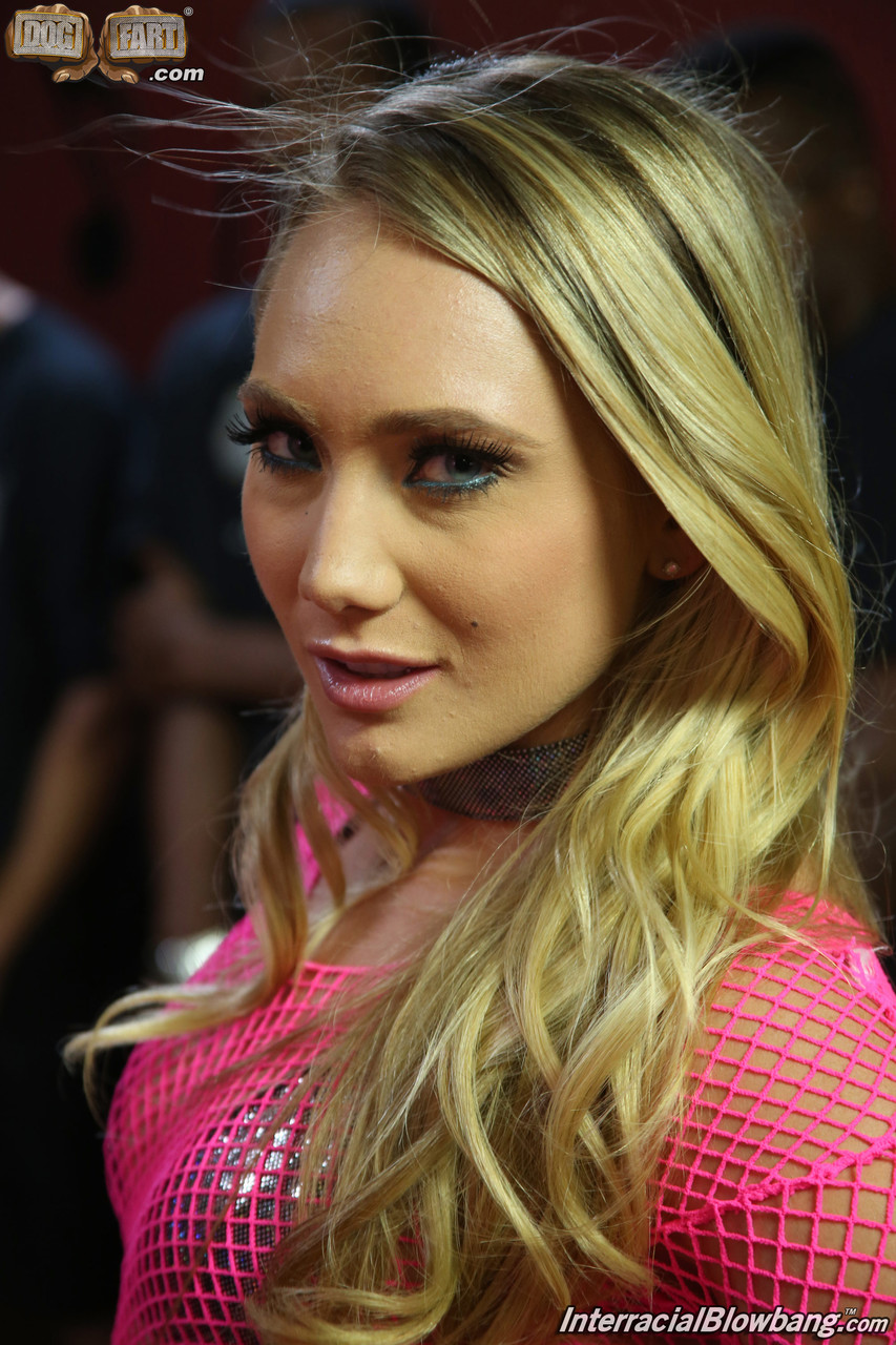 Aj Applegate Services Many Black Fucksticks In Vip Room