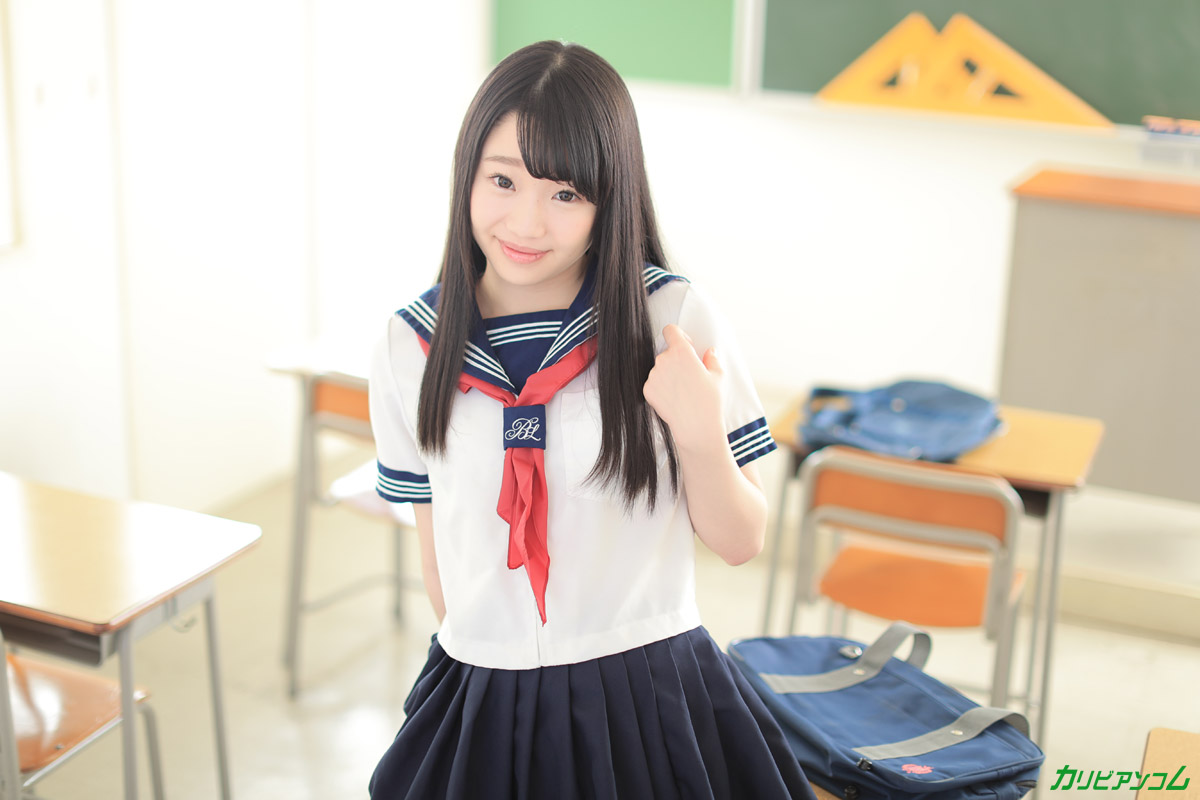 Cute Asian Schoolgirl Yuna Himekawa Spreads Legs & Takes Dick