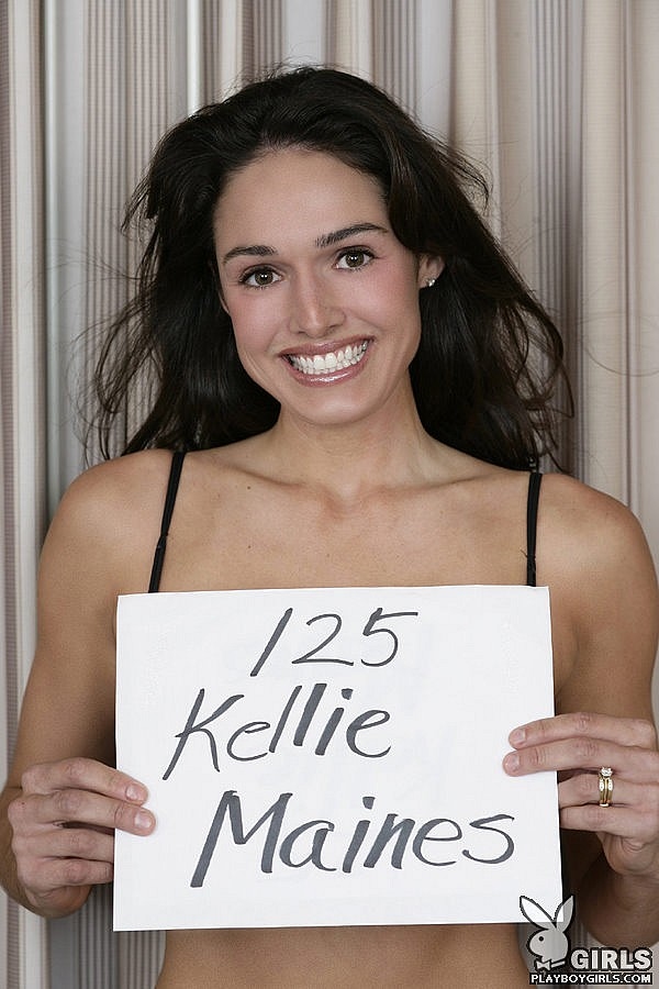 Gorgeous Kellie Maines Strips And Poses In Heels Showing Fabulous Breasts