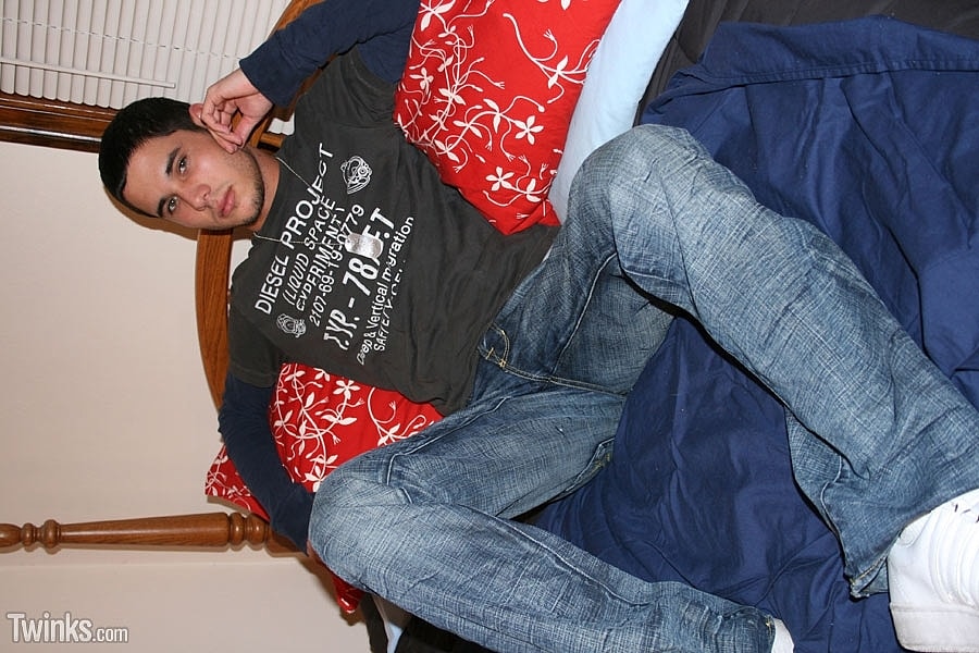 Hung Twink Joe Y Strips Naked And Shows His Big Balls On Bed