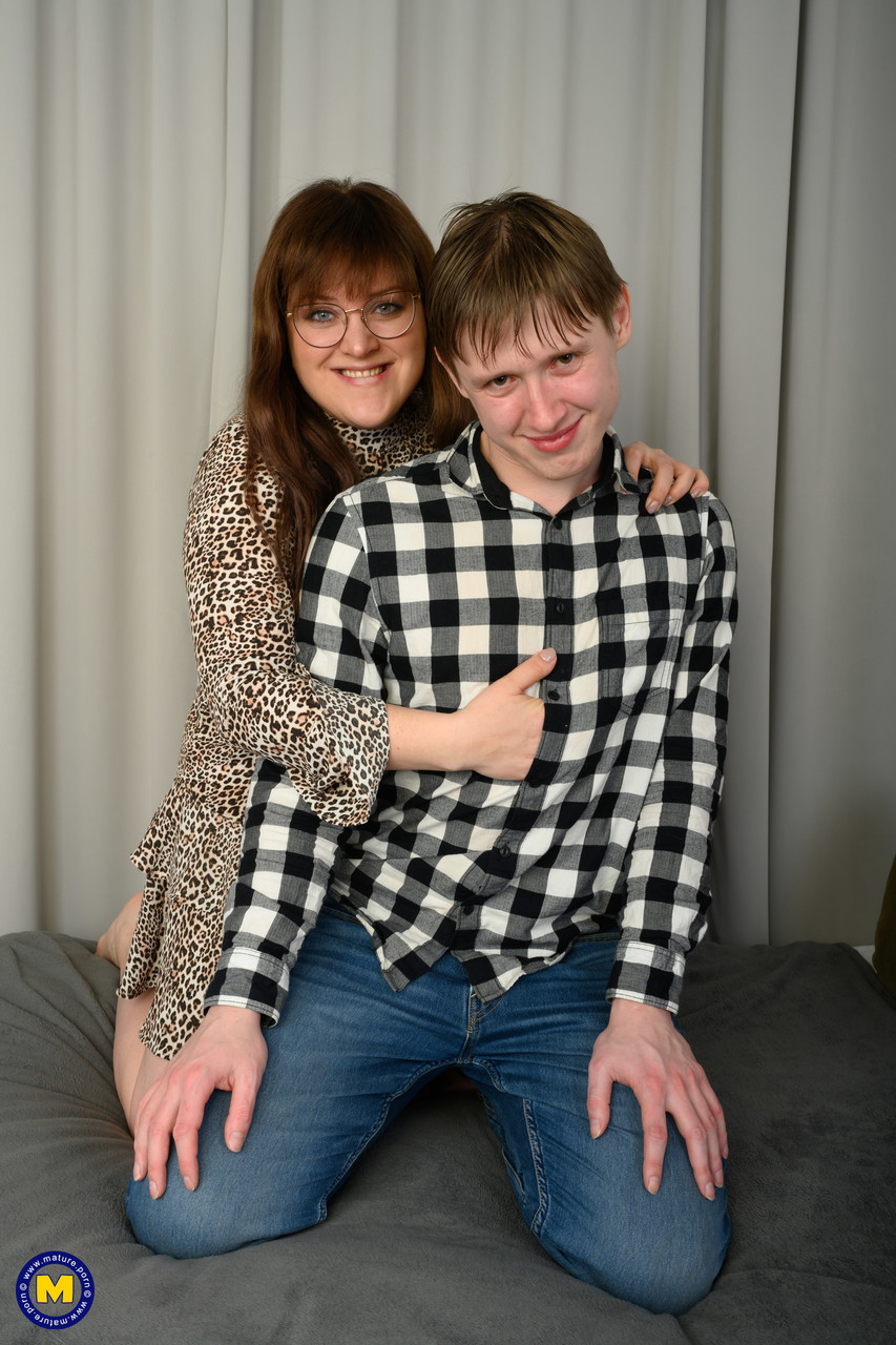 Teen Boy Fucks Dark-Haired Mom Zenas Big Tits And Pussy