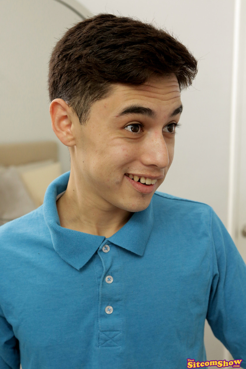 Skinny Kiara Cole Gets Pussy Licking And Hard Dick From Stepbrother