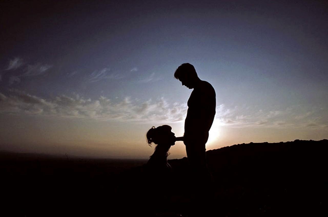 Busty Milf Centerfold Jenna Jameson Enjoys Wild Outdoor Sex With Stud