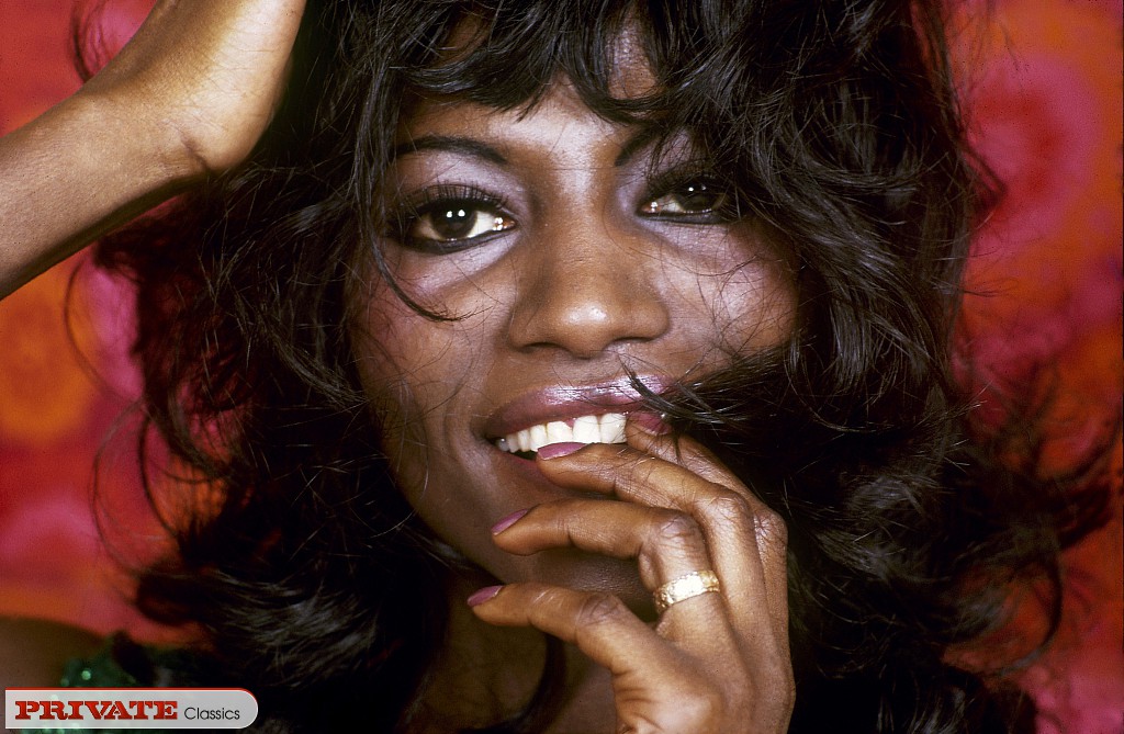 Black Chick With Big Boobs And Juicy Butt Banged By White Boy