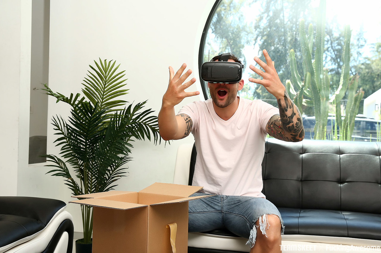 Teenage PAWG Sierra Nicole & Maddy Oreilly Doggystyle Threesome