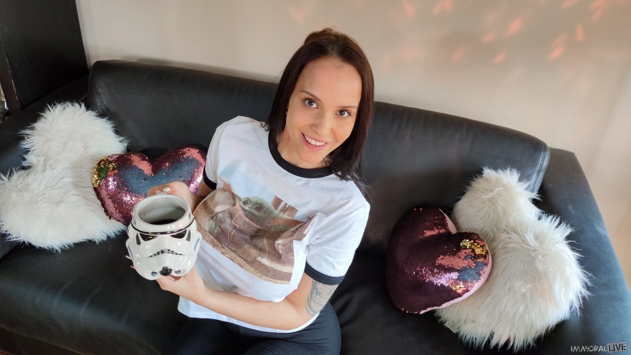 Huge Dick Pounds Jennifer Mendez In Brunette Big Boobs Muff