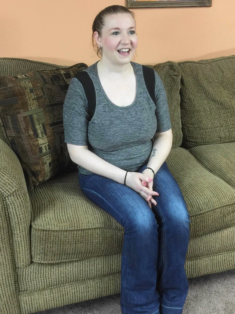 Amadora Gordinha Milf Skye Pecaminosa Revela Seus Peitos Grandes E Leva Garganta Profunda