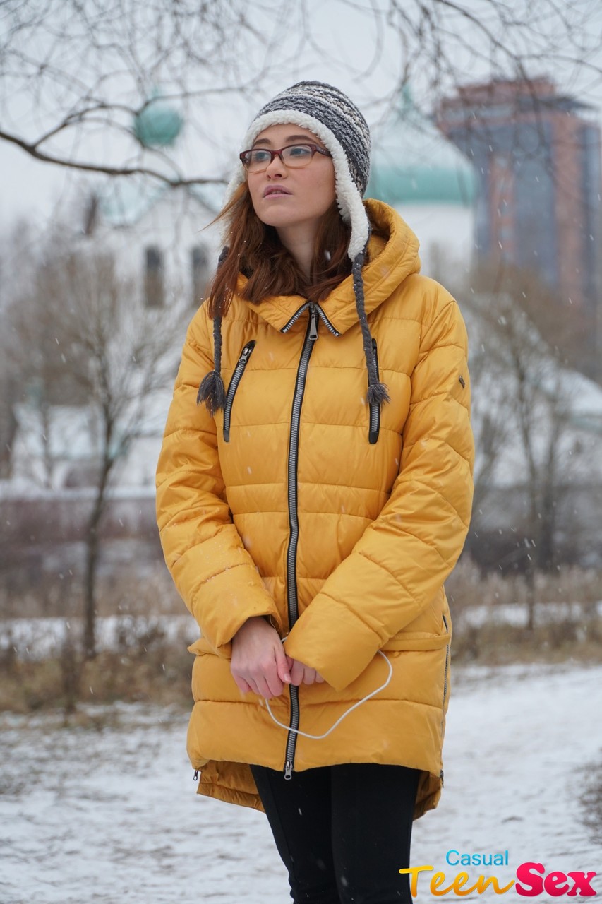 Nerdy Girlfriend With Nice Tits Gisha Forza Gets Nude And Fucked