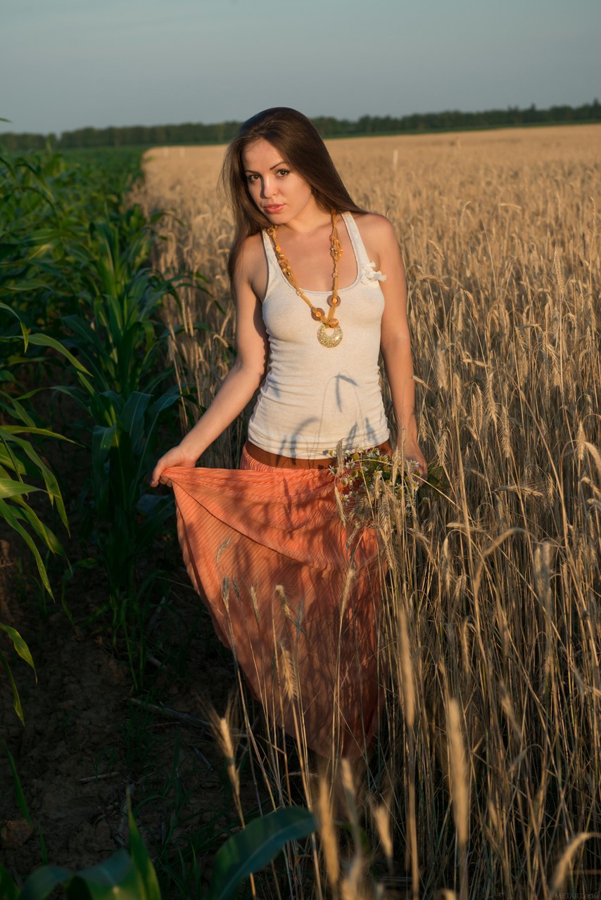 Arina G Performs Hot Art