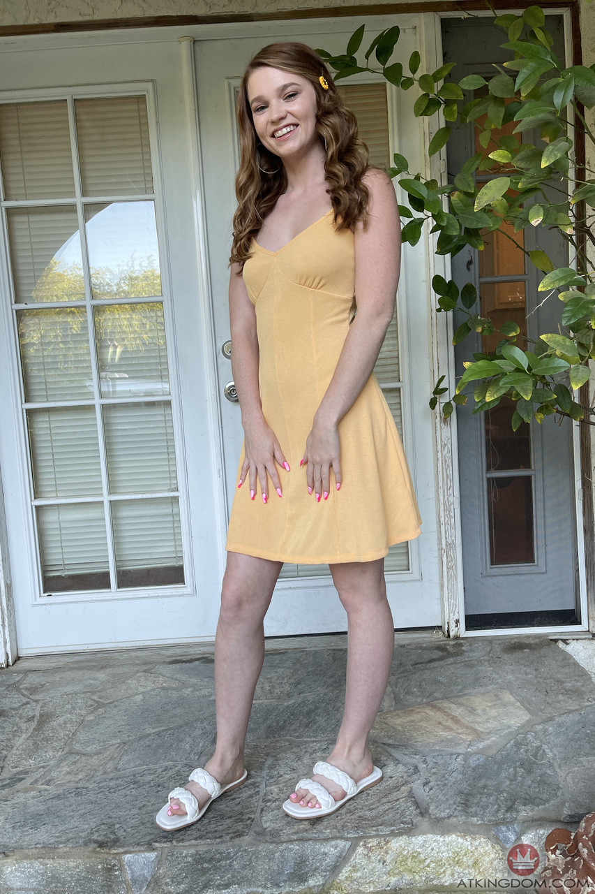 Mazy Myers 在 ATK Galleria 的性感写真