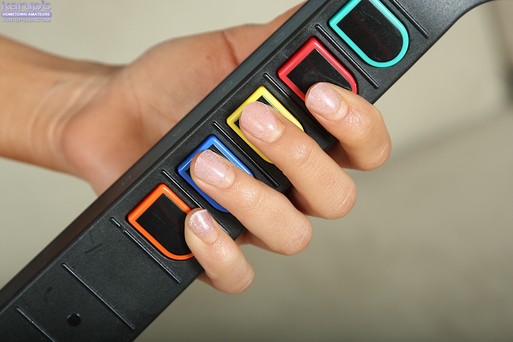 Skinny Latina Amateur Gets Nude And Exposes Her Pink Holes