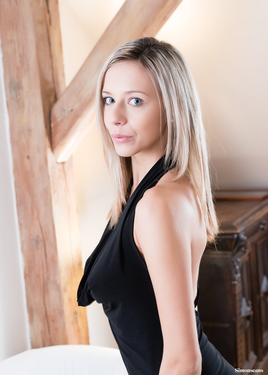 Amateur Tracy Smile Strips Black Dress And Toys Her Pussy