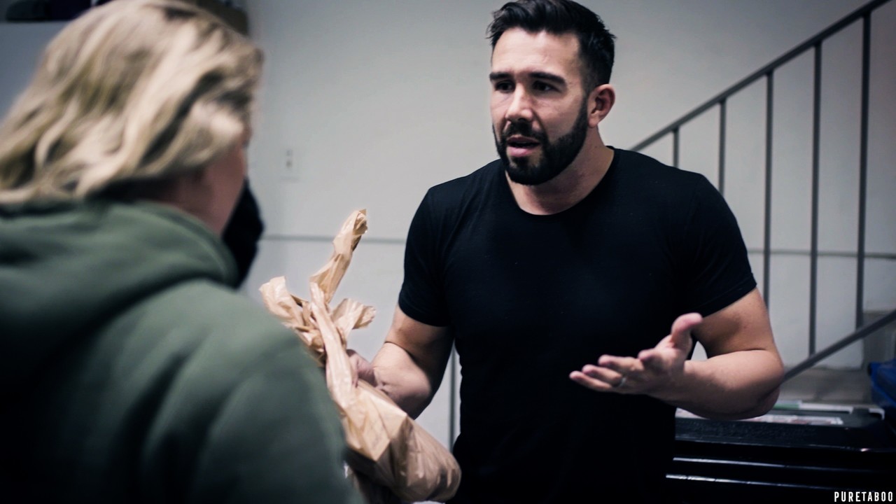 Blonde Chick Lisey Sweet Shares Rough Sex With Brother-In-Law